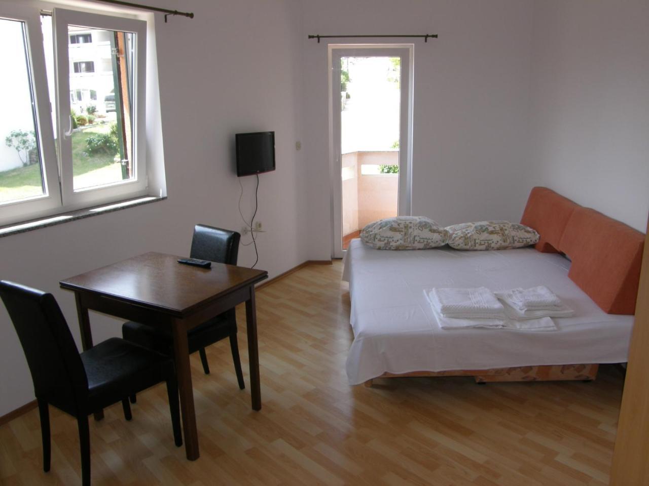 Apartments Pintar Zarok باشْكا المظهر الخارجي الصورة